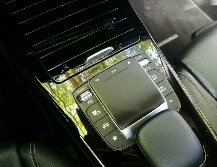 Mercedes-Benz CLA 22