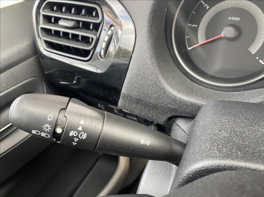 Peugeot 301