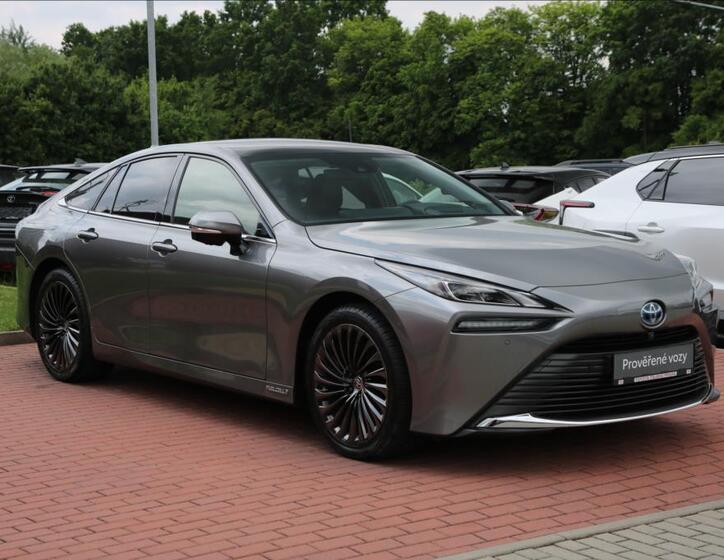 Toyota Mirai 3