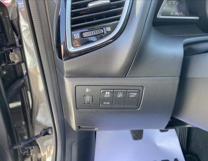 Mazda 3 28