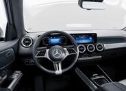 Mercedes-Benz GLB 6