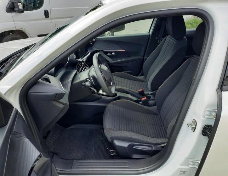 Peugeot 2008 12