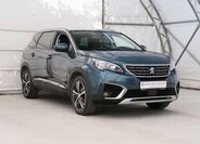 Peugeot 5008 4