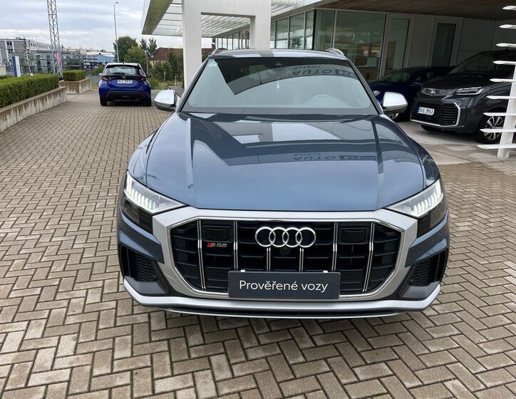 Audi SQ8 9