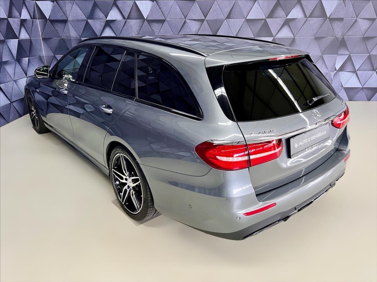 Mercedes-Benz Třídy E