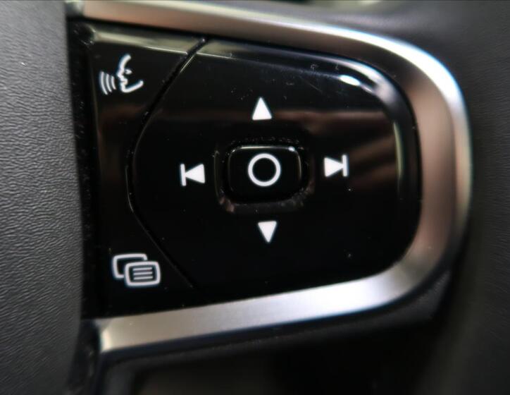 Volvo XC90 20