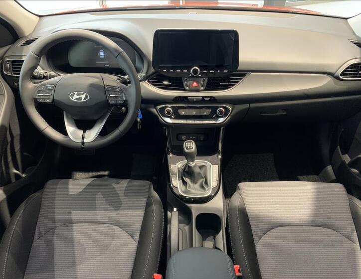 Hyundai i30 13