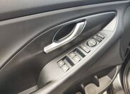 Hyundai i30 31