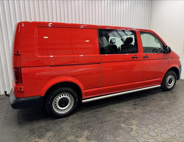 Volkswagen Transporter 9