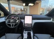 Volvo EX90 16