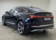 Audi e-tron 21