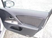 Toyota Avensis 10