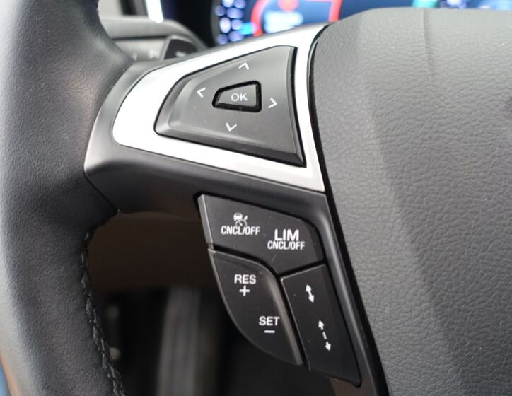 Ford Mondeo 24