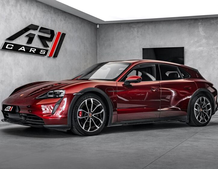 Porsche Taycan 1