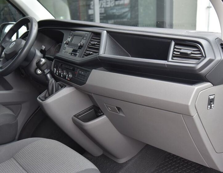 Volkswagen Transporter 17