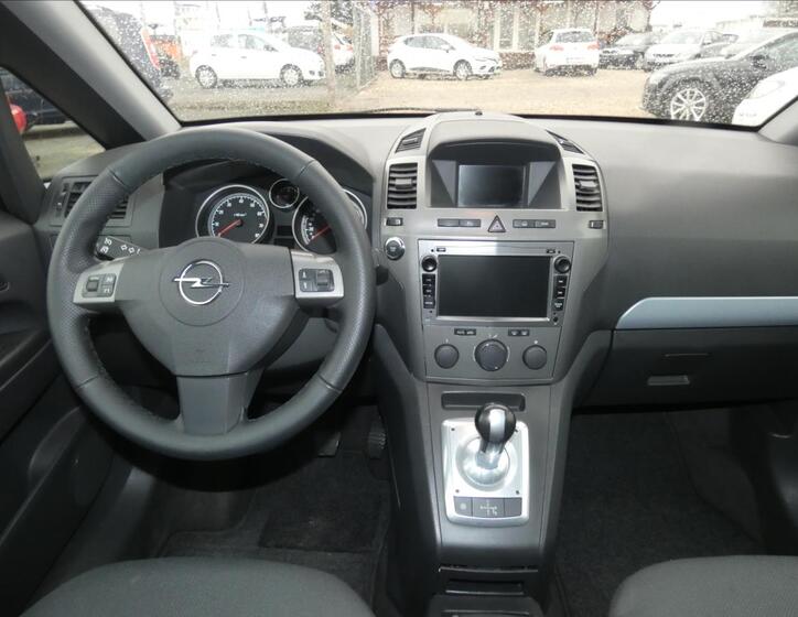 Opel Zafira 7