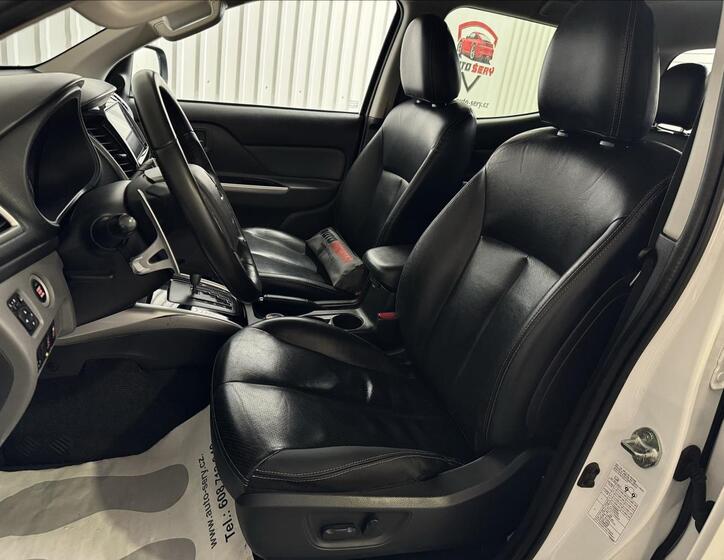 Mitsubishi L200 30