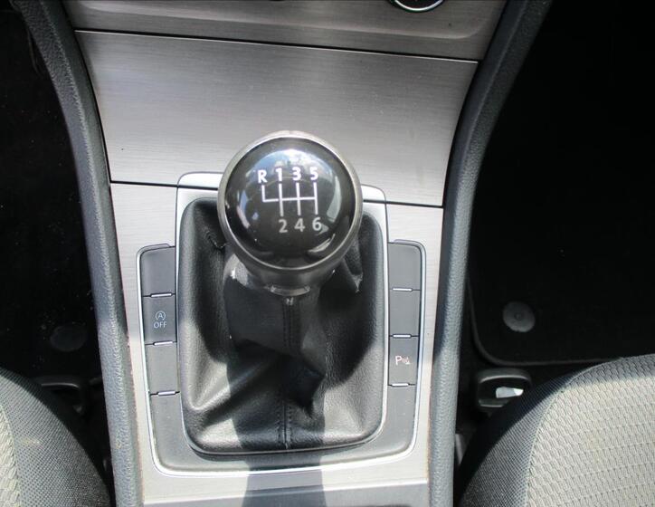 Volkswagen Golf 18