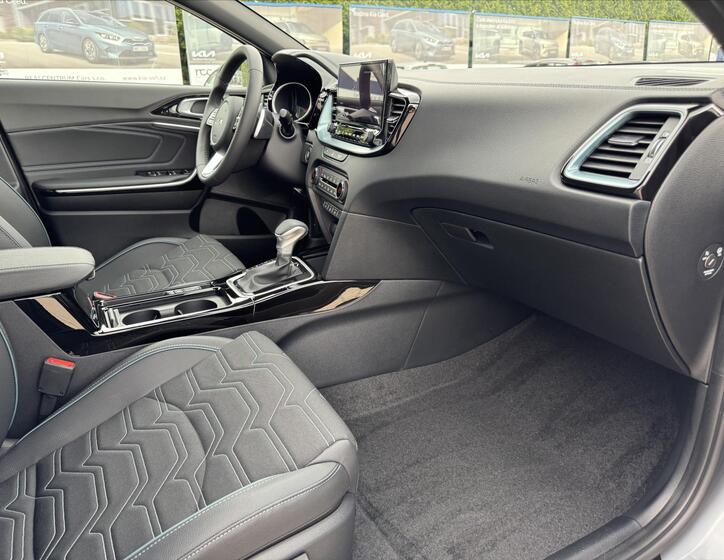 KIA XCeed 29