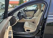 Jaguar XF 10