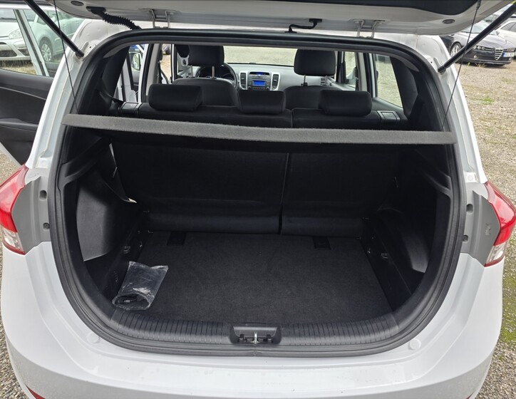 Hyundai ix20 8