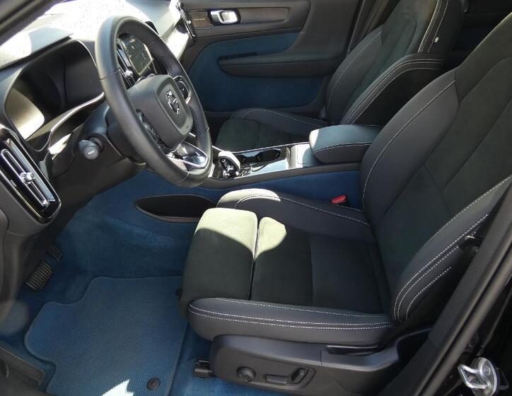 Volvo C40 18