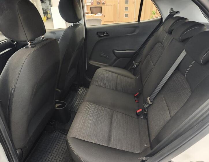 KIA Picanto 11