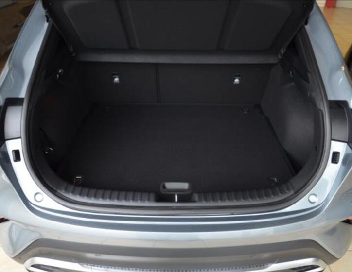 KIA XCeed 10