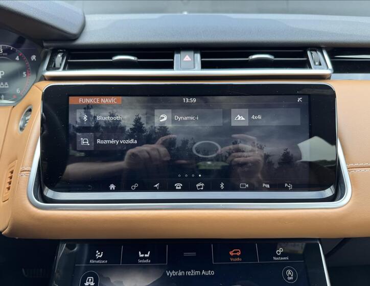 Land Rover Range Rover Velar 17