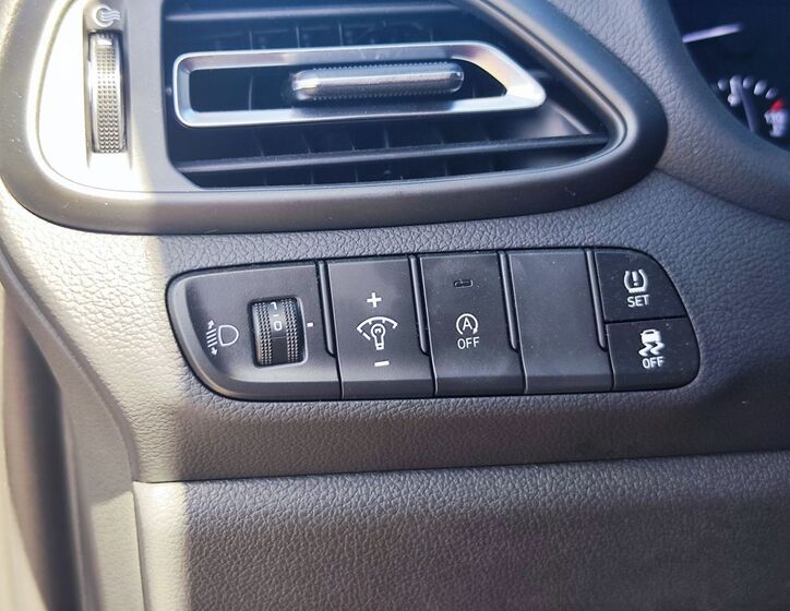 Hyundai i30 27