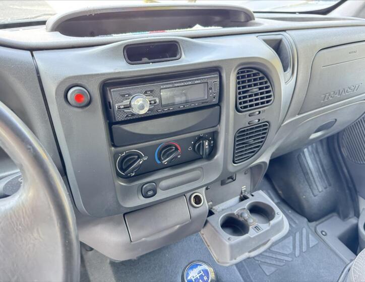 Ford Transit 18