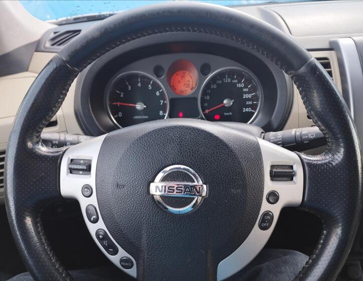 Nissan X-Trail 12