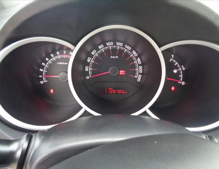 KIA Venga 12