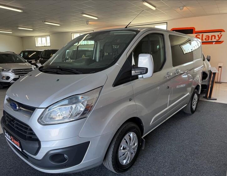 Ford Transit Custom 1