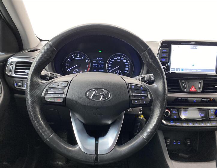 Hyundai i30 10