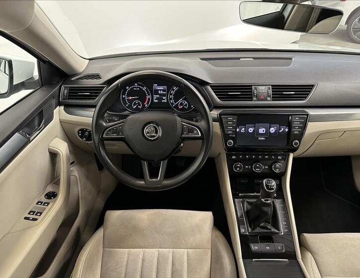 Škoda Superb 5