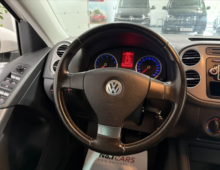 Volkswagen Tiguan 17