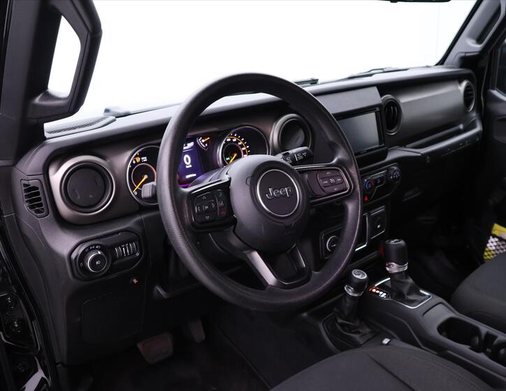 Jeep Wrangler 21