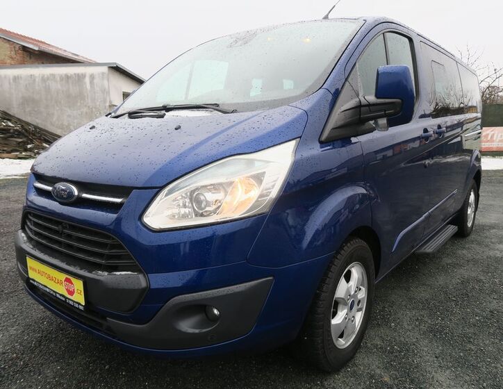 Ford Tourneo Custom 3