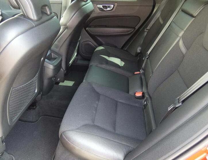 Volvo XC60 18