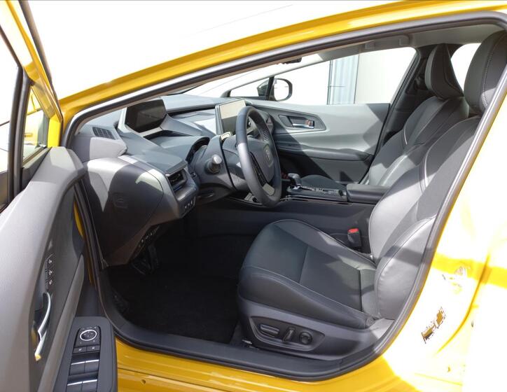 Toyota Prius 9