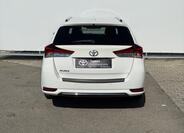 Toyota Auris 5
