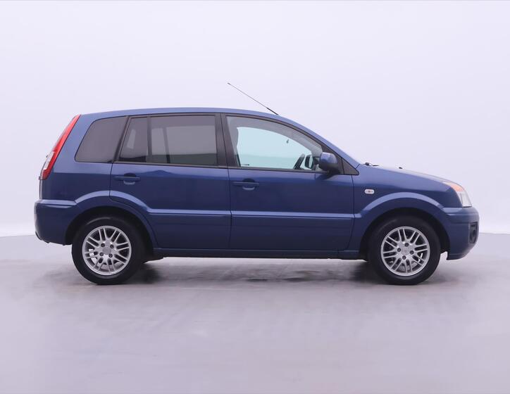 Ford Fusion 8