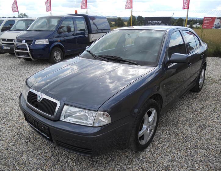 Škoda Octavia 1