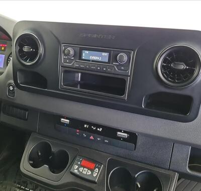 Mercedes-Benz Sprinter 15