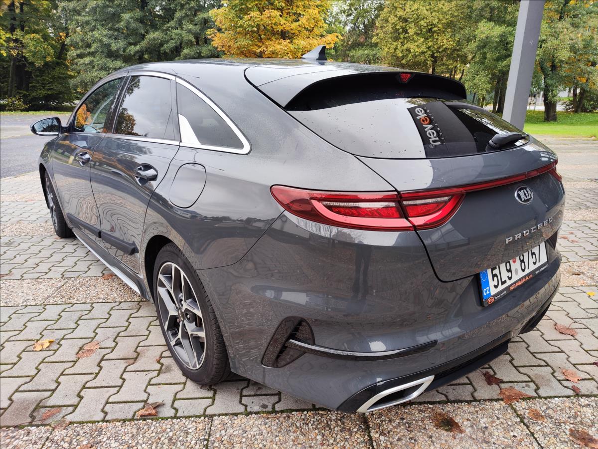 KIA ProCeed