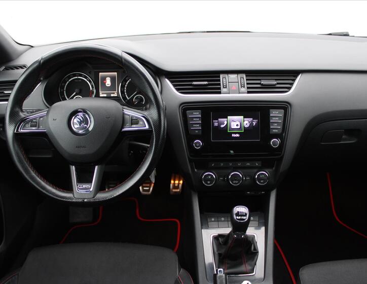 Škoda Octavia 15