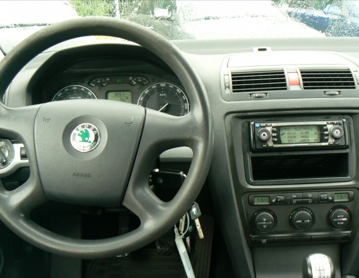 Škoda Octavia 13