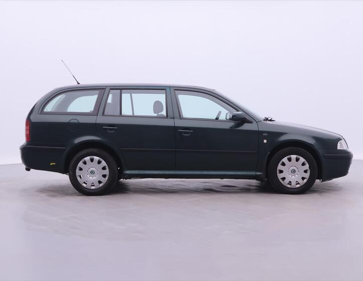 Škoda Octavia 9