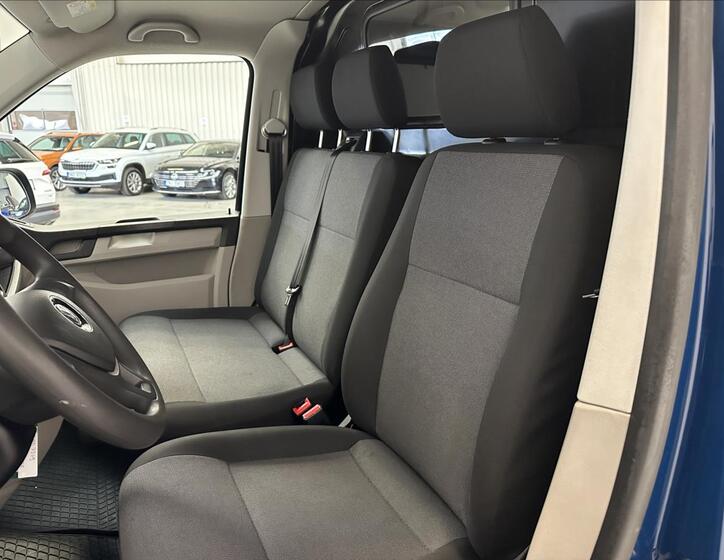 Volkswagen Transporter 12